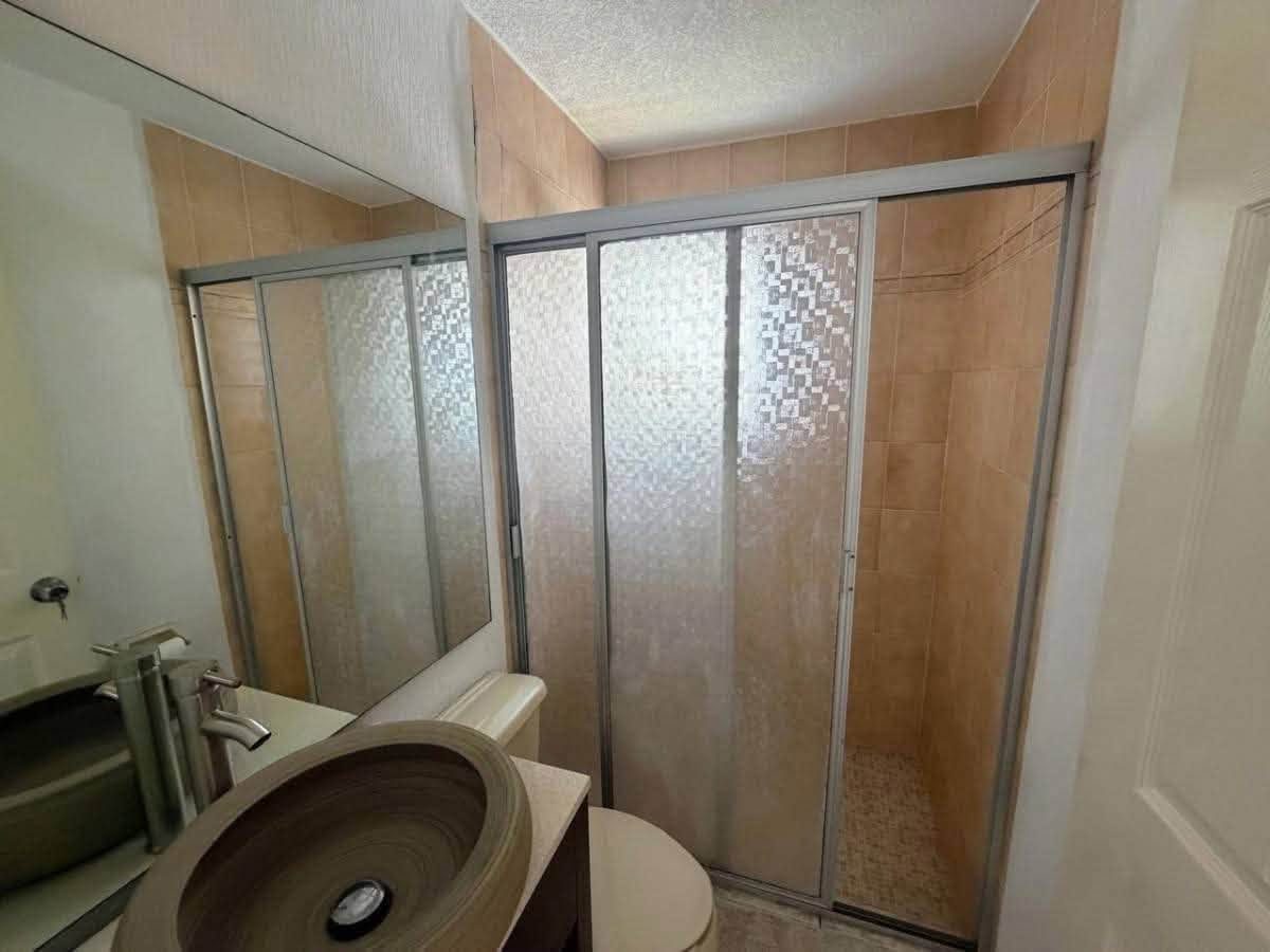 Baño de la recámara principal