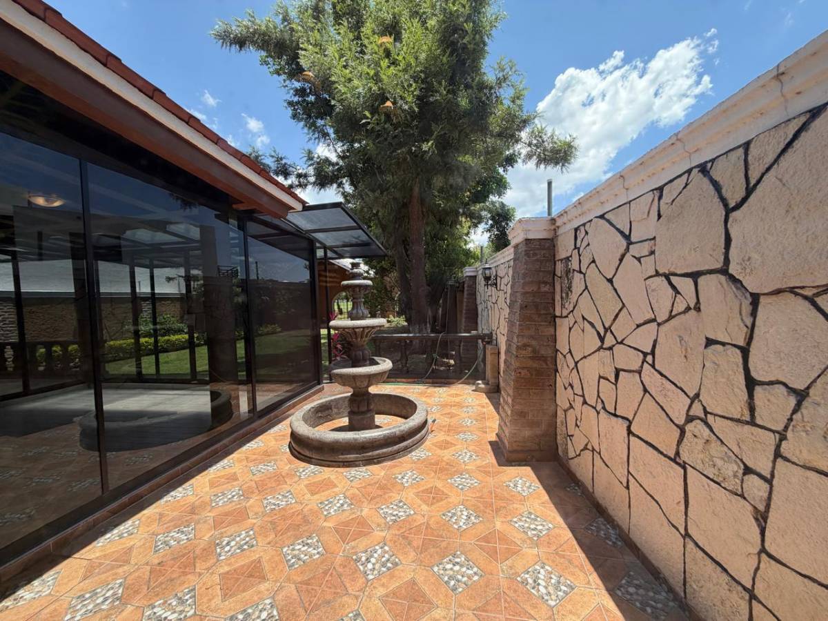 Patio con fuente