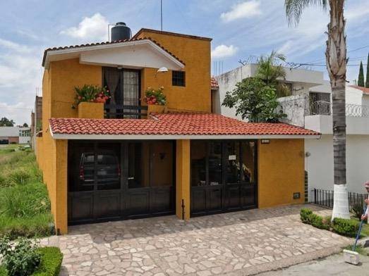 Casa Las Bugambilias, León