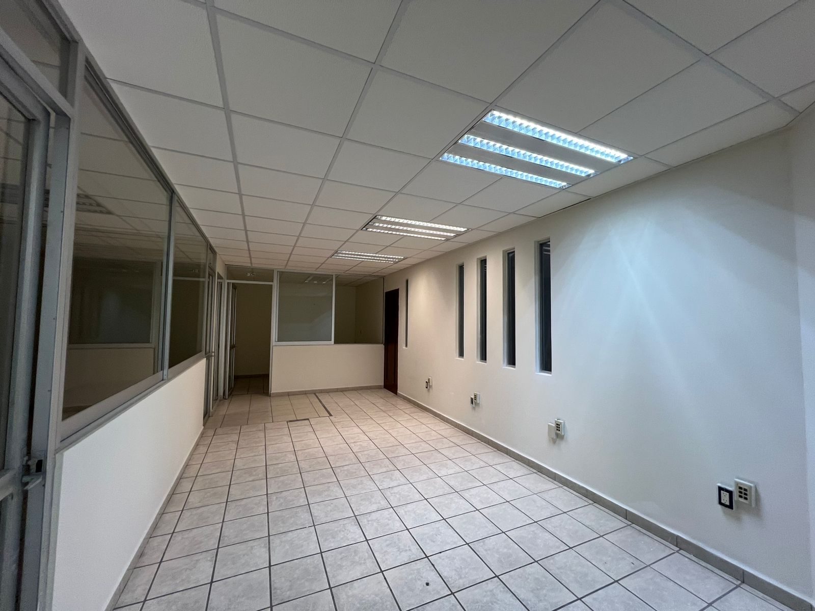 Interior 10