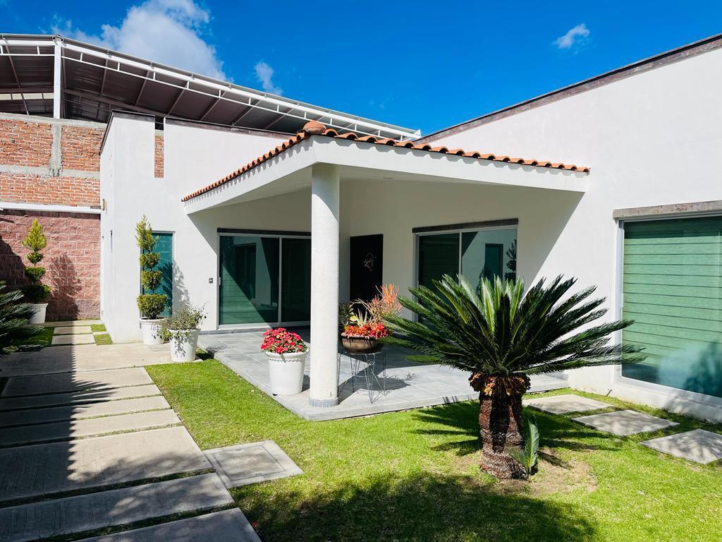 Jardín lateral